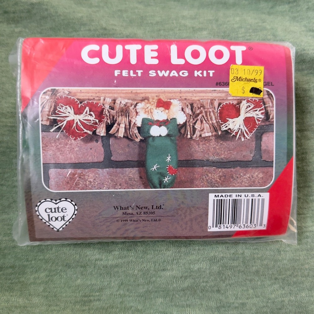 Vintage Cute Loot Felt Swag Kit Lot of 4 Christmas Garland Santa Bear Joy Angel - Picture 2 of 5